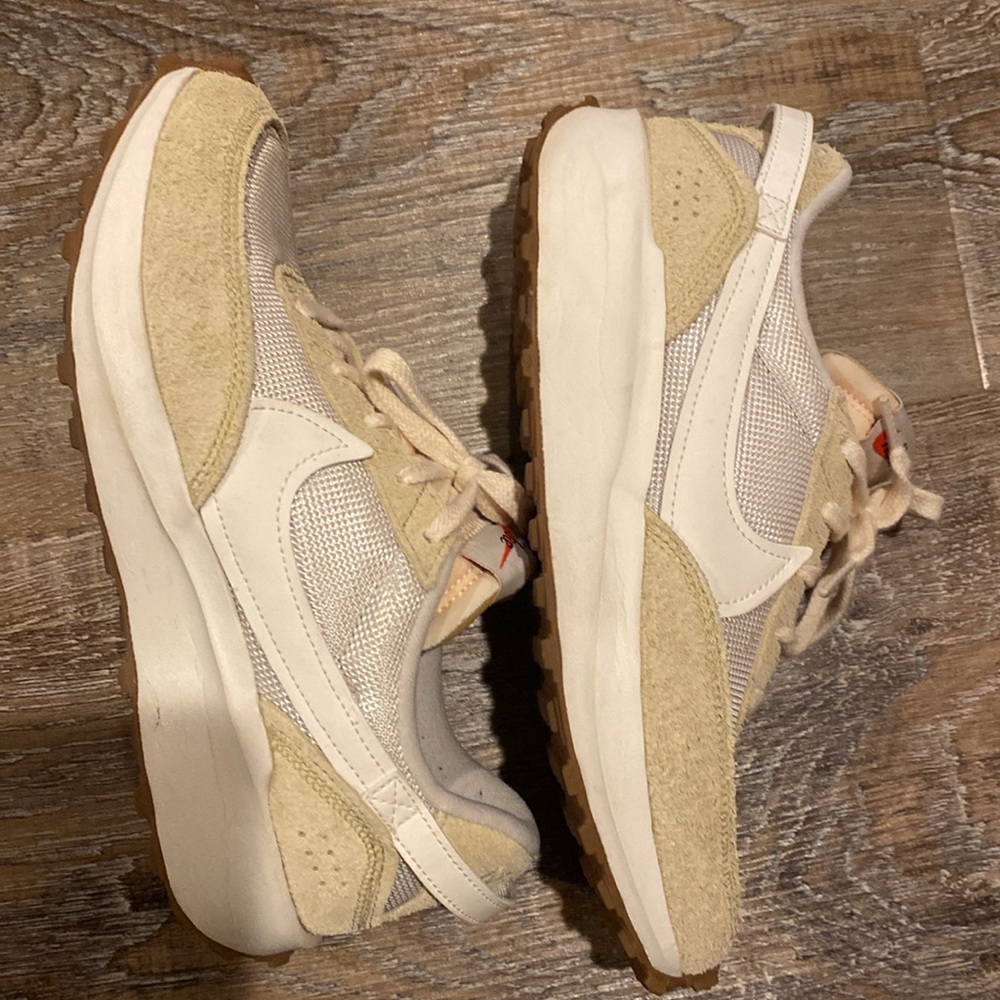 Nike Women's Waffle Debut Sneaker